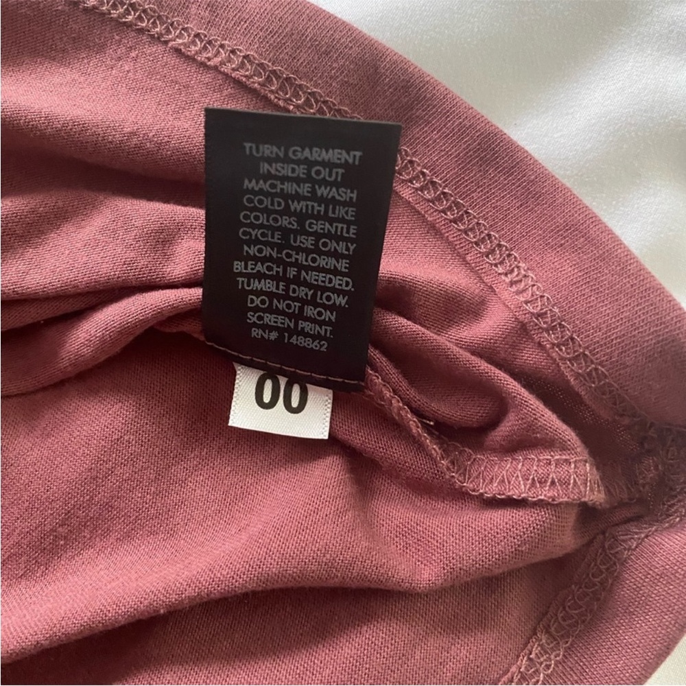 NWT TORRID long sleeve classic fit tee size 10 (m/l) - Picture 8 of 8